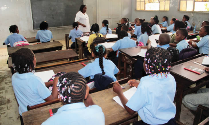 Professores proibidos de leccionar matéria sobre sexualidade do livro da 7ª Classe